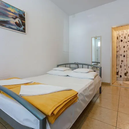 Charmantes Nur 50 Meter Zum Mit Privater Terrasse, Meerblick, Parkplatz * Dramalj