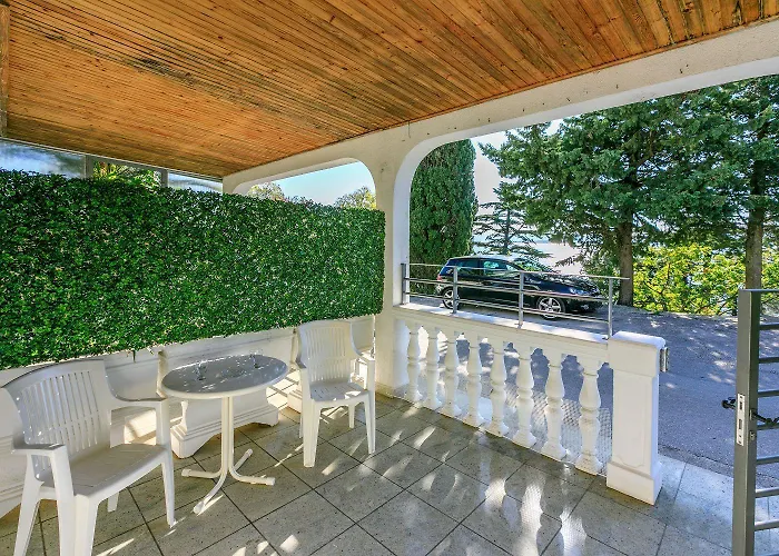 アパート Charmantes Nur 50 Meter Zum Mit Privater Terrasse, Meerblick, Parkplatz *