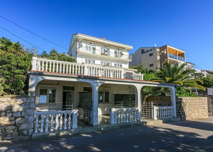 Charmantes Nur 50 Meter Zum Mit Privater Terrasse, Meerblick, Parkplatz 아파트 드라말리