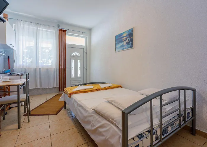 Charmantes Nur 50 Meter Zum Mit Privater Terrasse, Meerblick, Parkplatz 아파트 드라말리