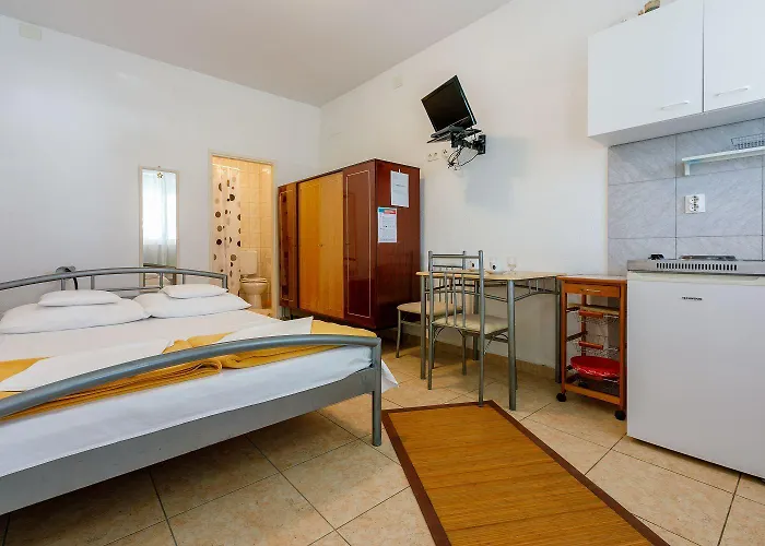 Charmantes Nur 50 Meter Zum Mit Privater Terrasse, Meerblick, Parkplatz 아파트